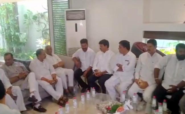 Anti-KCR forces coming together in Telangana